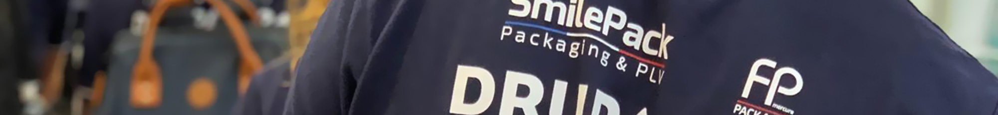 À propos de Smilepack : votre expert en packaging et PLV personnalisés